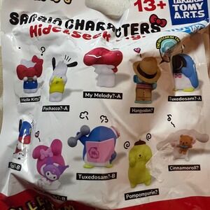Sanrio Twinchees Characters Hide & Seek Blind Bag Collectible Figure Toy Collect
